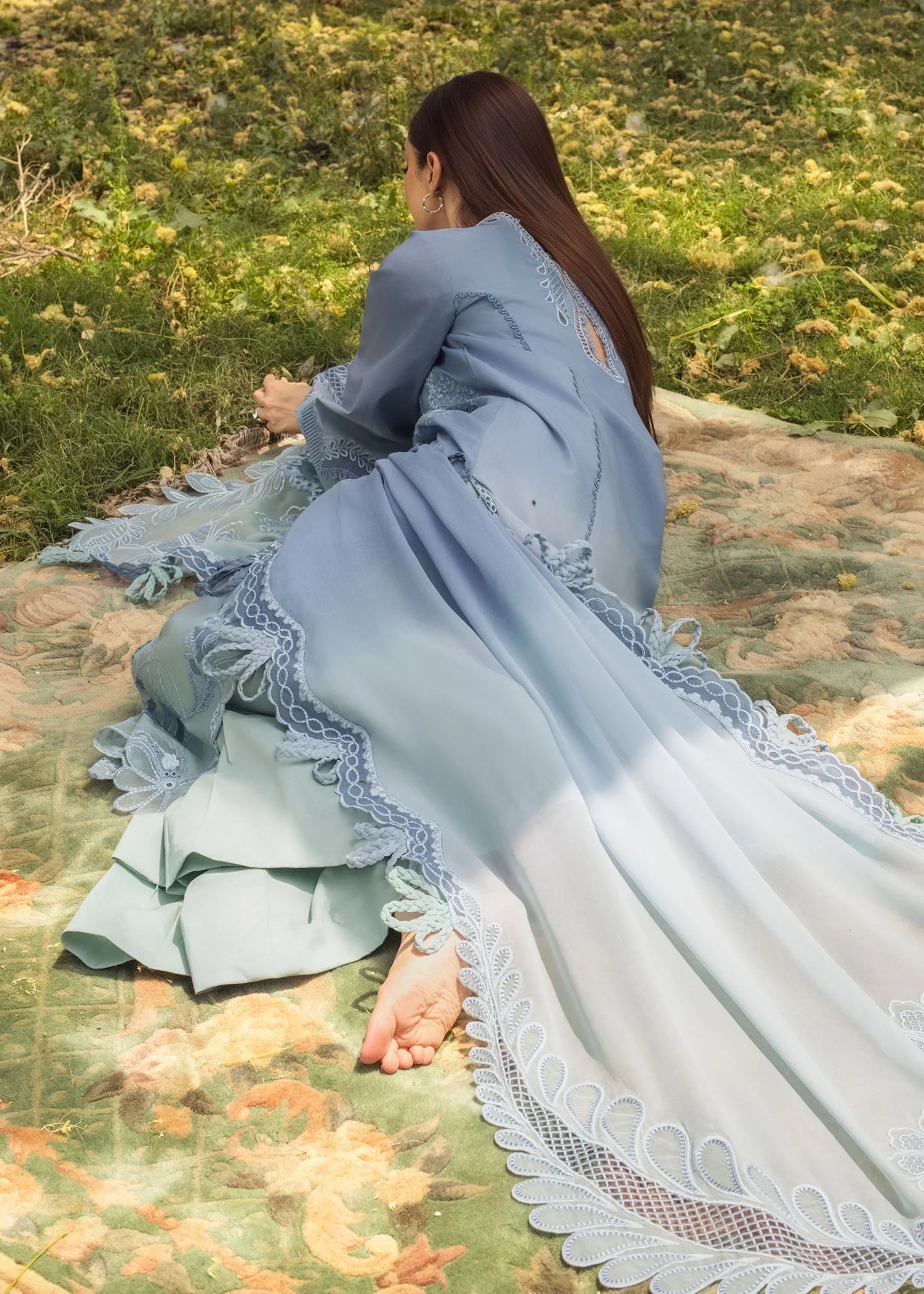 ALL THINGS OMBRE - D1 A - Crimson ALL THINGS OMBRE - D1 A - Crimson