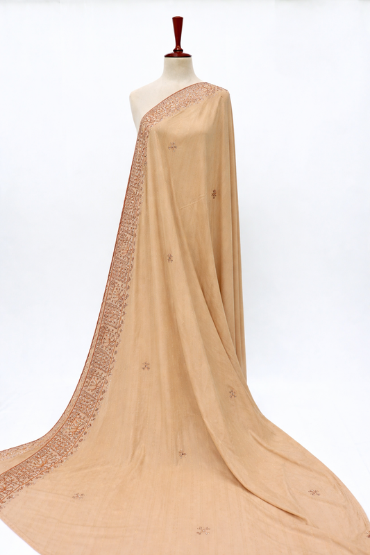 Premium Embroidered Lawn Shawl – Elegant Soft Fabric with Fancy Border