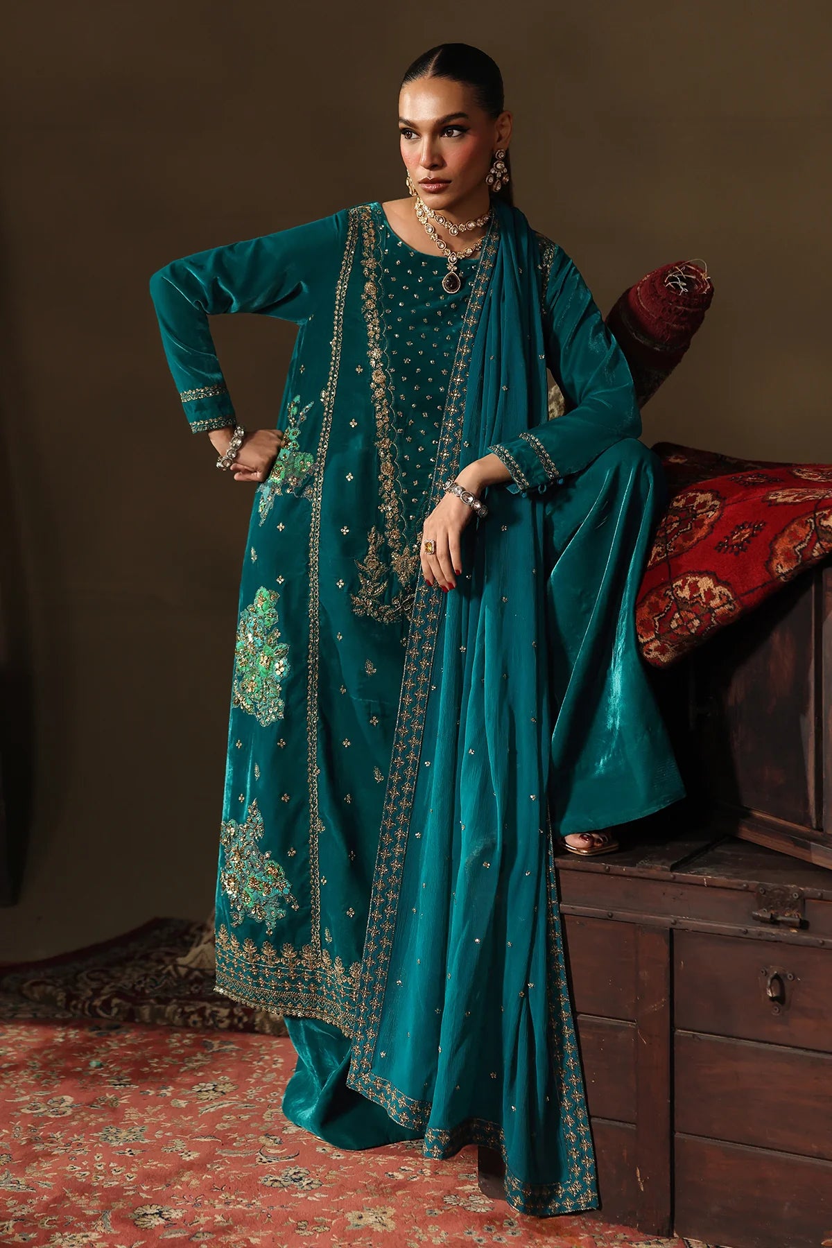 New 3-PC Unstitched Premium Velvet CVT5-07