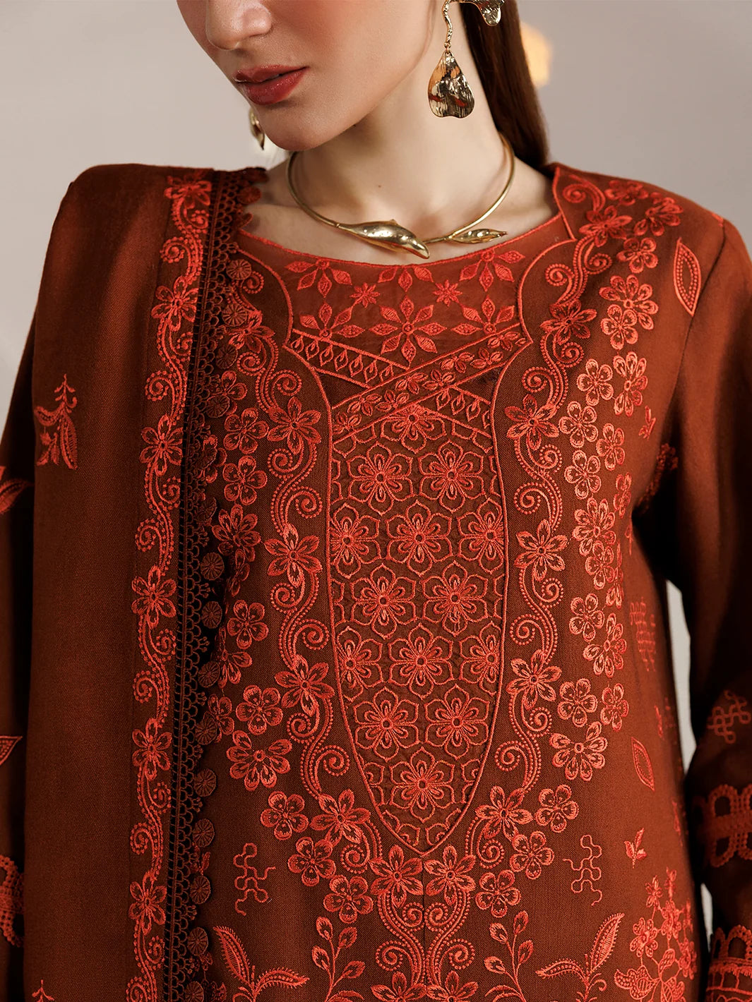 Kaya By Mahnur EMB 3 PC PEACH LEATHER | KA-07