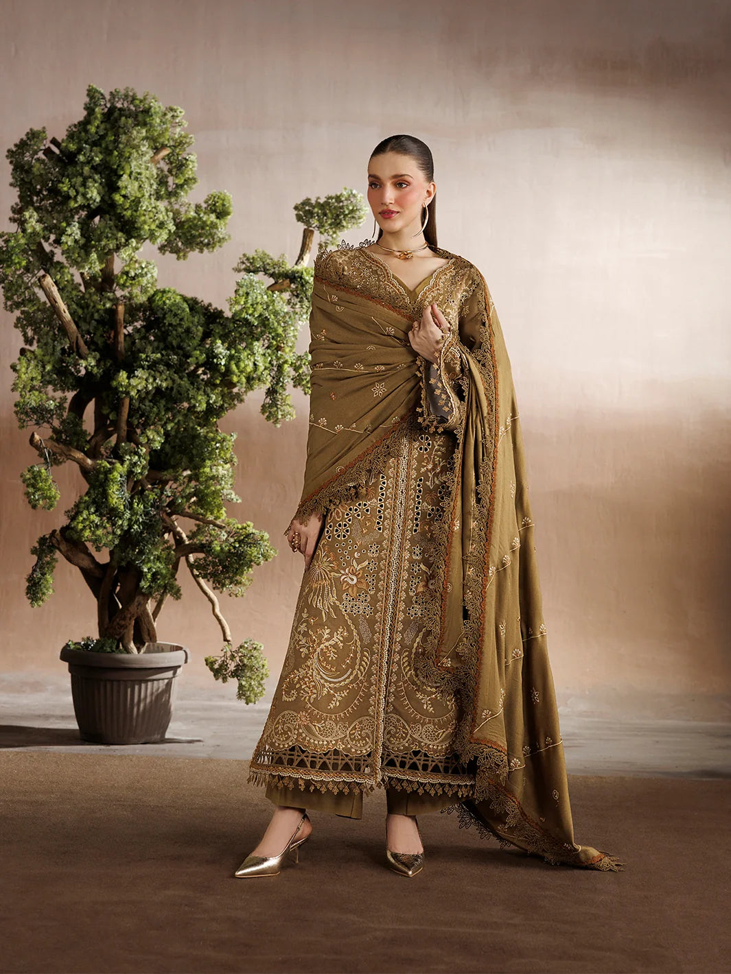 Kaya By Mahnur EMB 3 PC PEACH LEATHER | KA-14