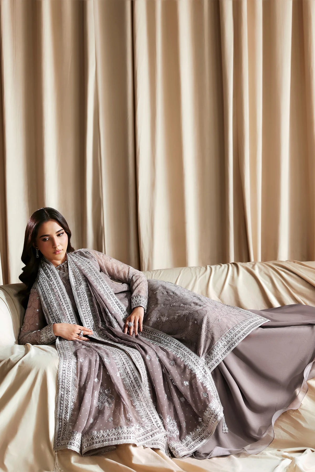 Zarif Siraya Printed Formal Unstitched 3Pc Chiffon Suit - SITARA