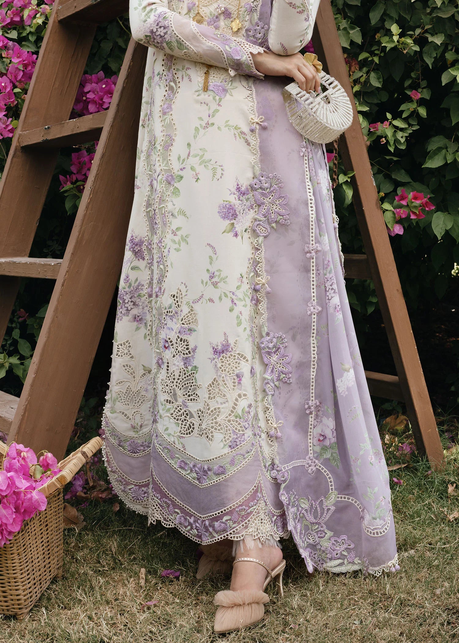 LAVENDER FALL - D5B - Crimson