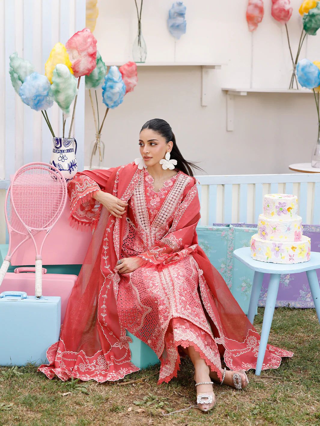 32 - A | 3 PC Luxury Lawn - BIN ILYAS