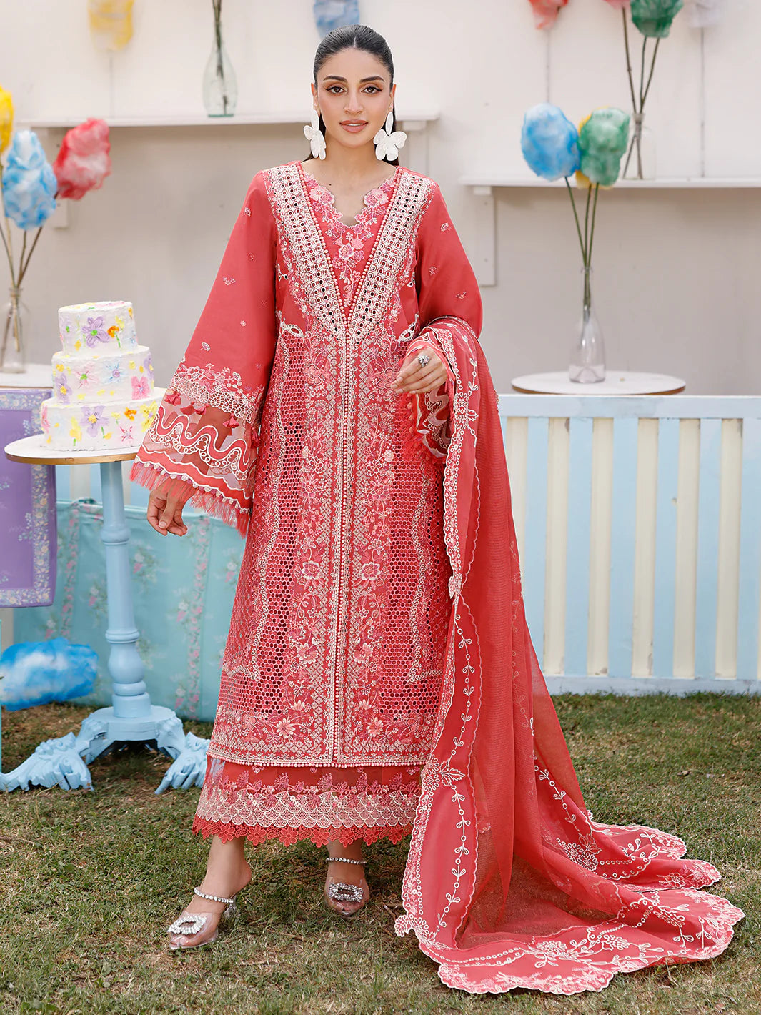 32 - A | 3 PC Luxury Lawn - BIN ILYAS