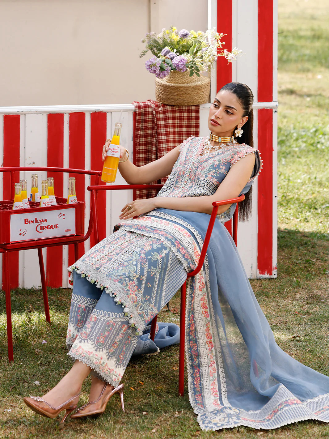 33 - B | 3 PC Luxury Lawn - BIN ILYAS