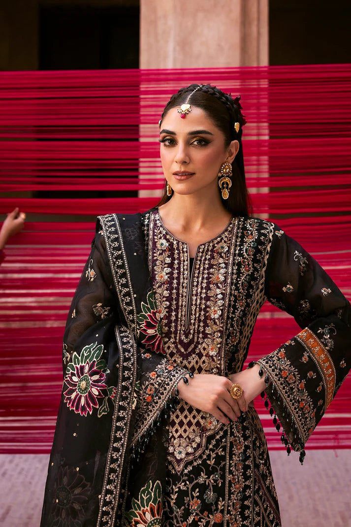 Emaan Adeel – NOCTELLE | THE EMPRESS WEDDING FORMALS