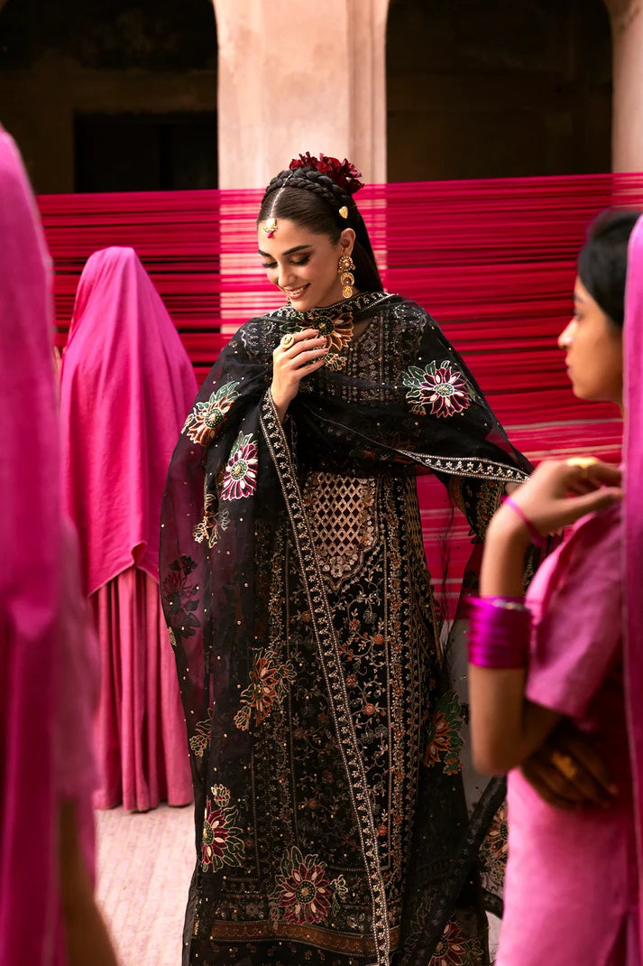 Emaan Adeel – NOCTELLE | THE EMPRESS WEDDING FORMALS