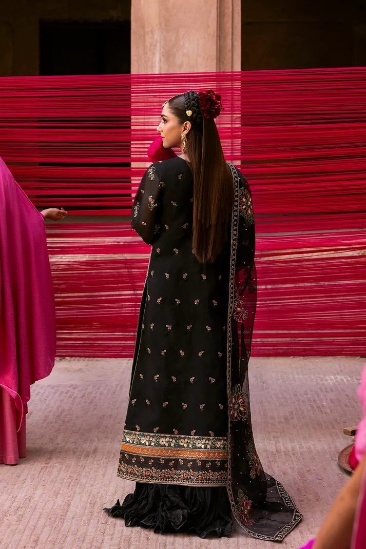 Emaan Adeel – NOCTELLE | THE EMPRESS WEDDING FORMALS