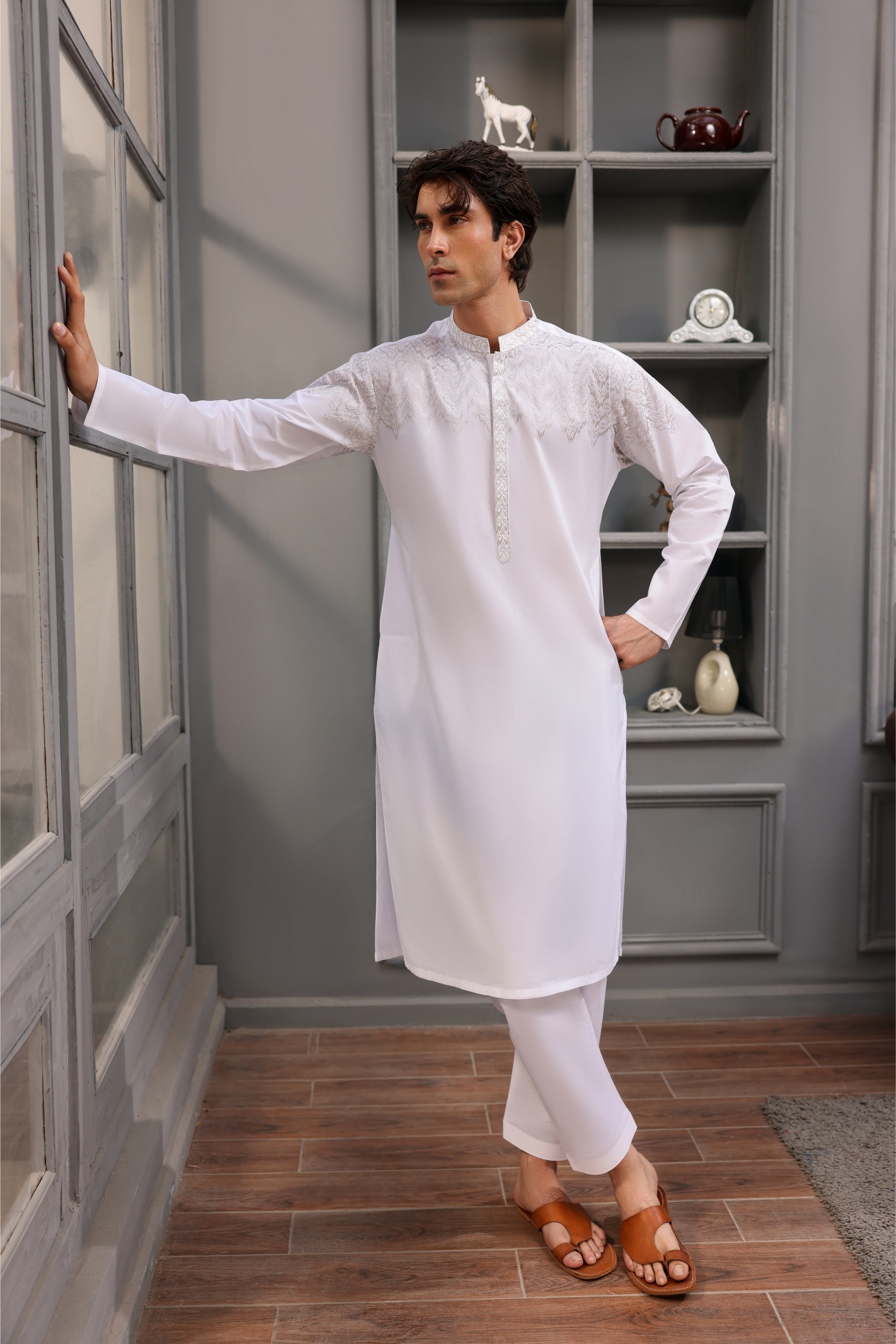 White Series - WS-04