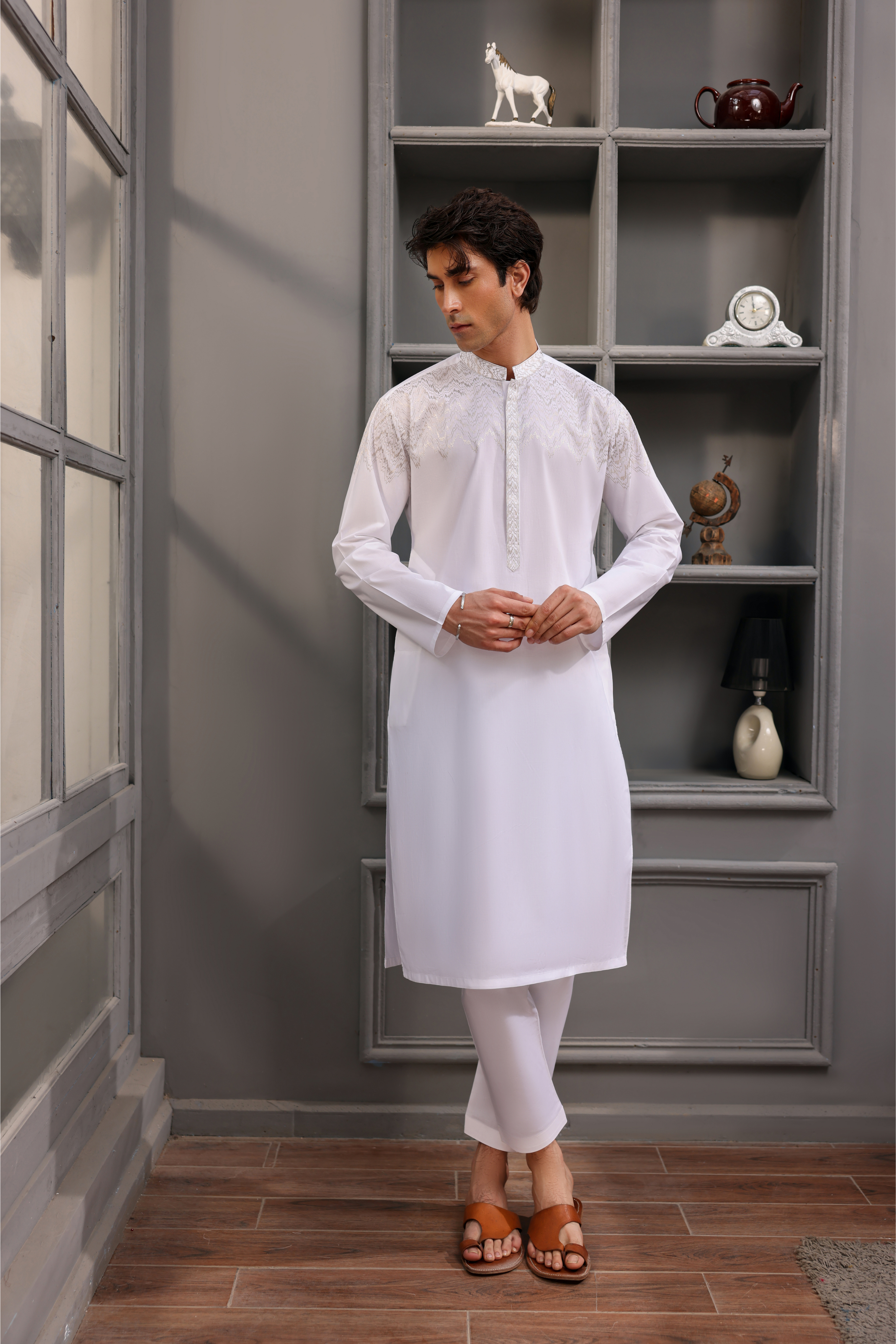 White Series - WS-04