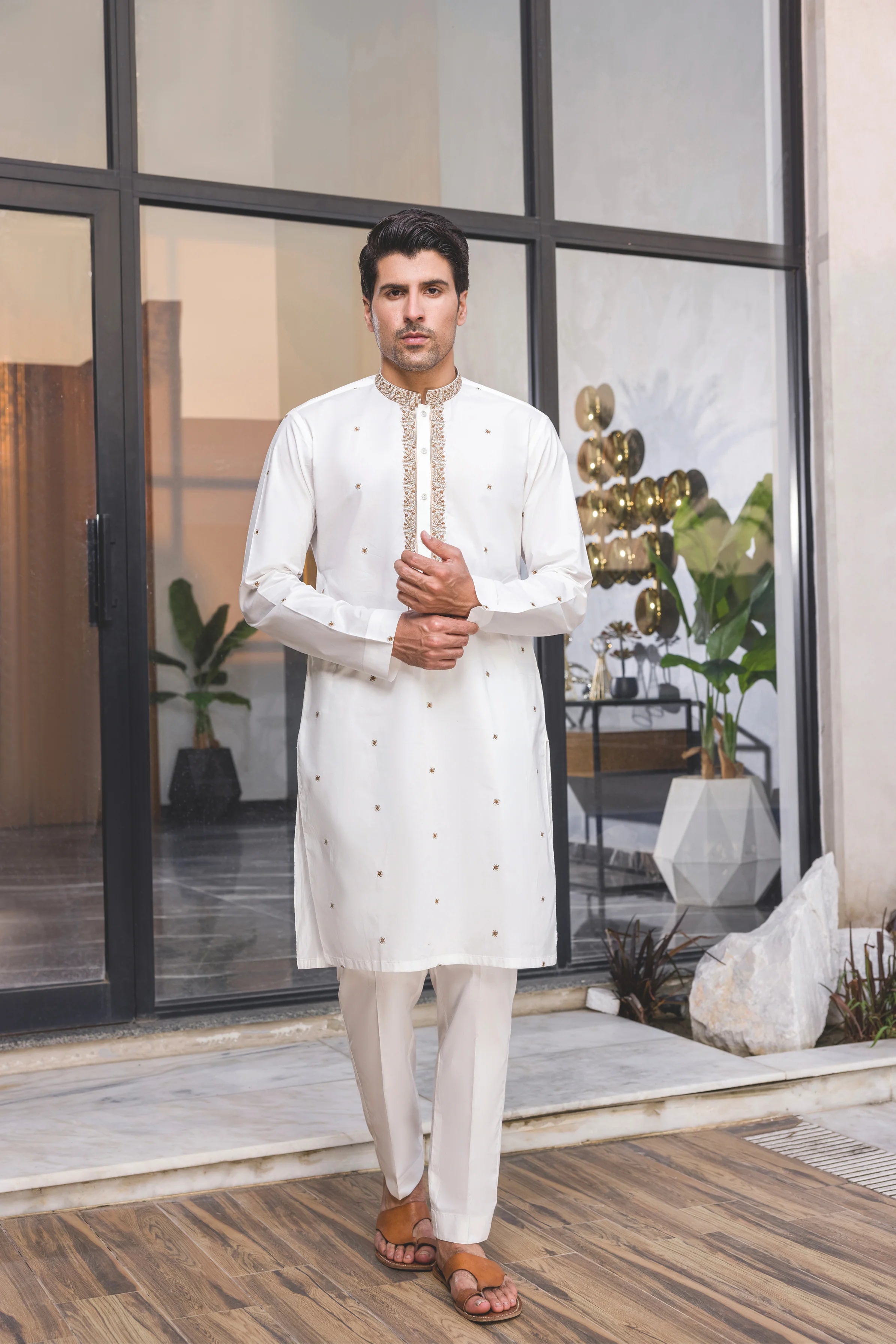 White Series WS-02 | Runaq By Chawla