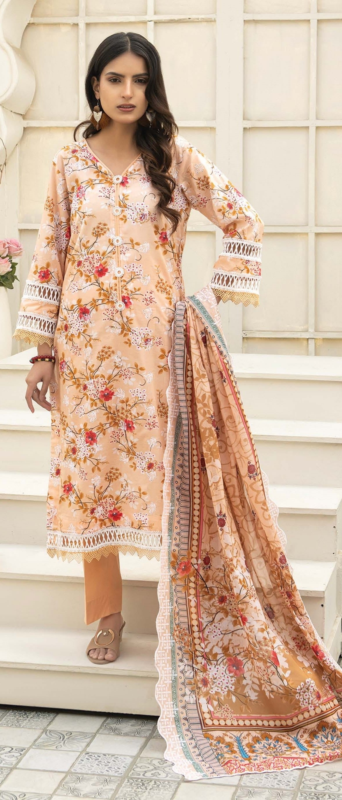 Mashaál by Riaz Arts – D/07 | Embroidered Lawn Shirt with Embroidered Lawn Voile Dupatta