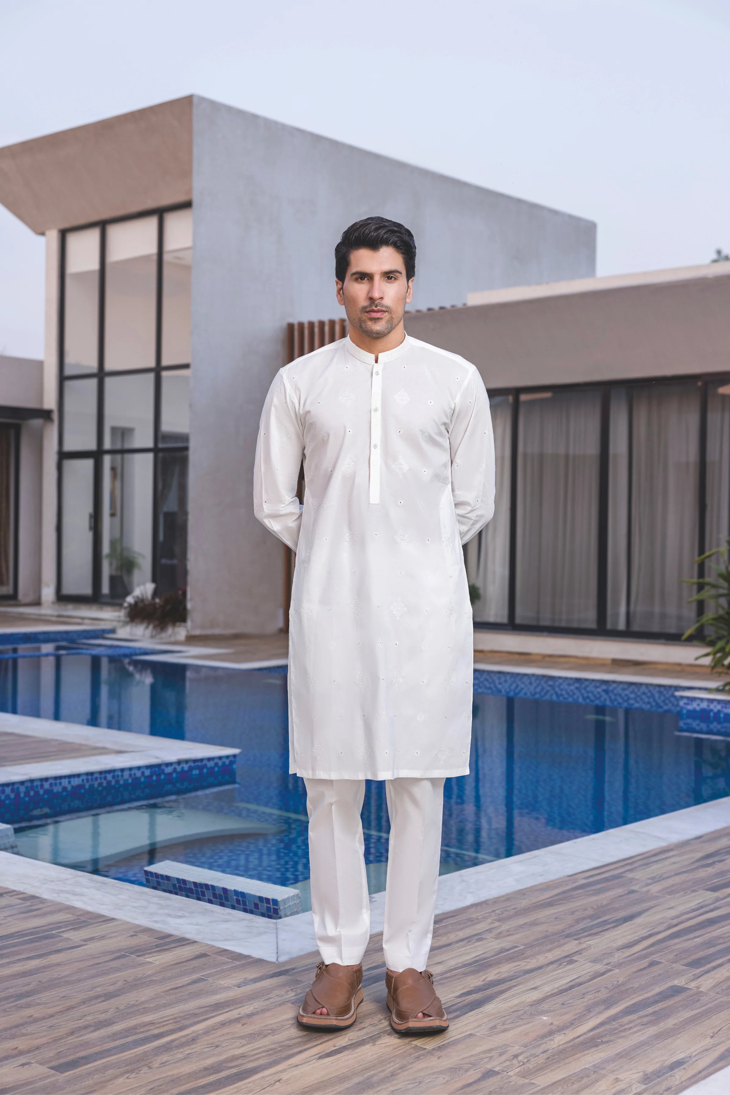 White Series WS-05 | Runaq By Chawla