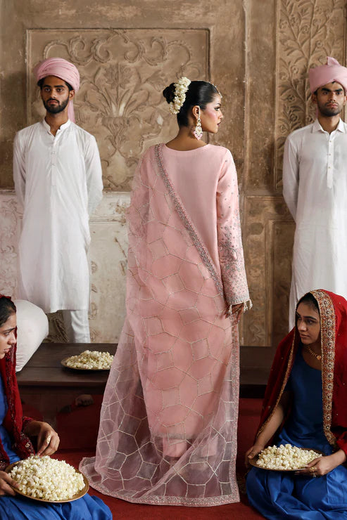 GULSHEEN - Emaan Adeel