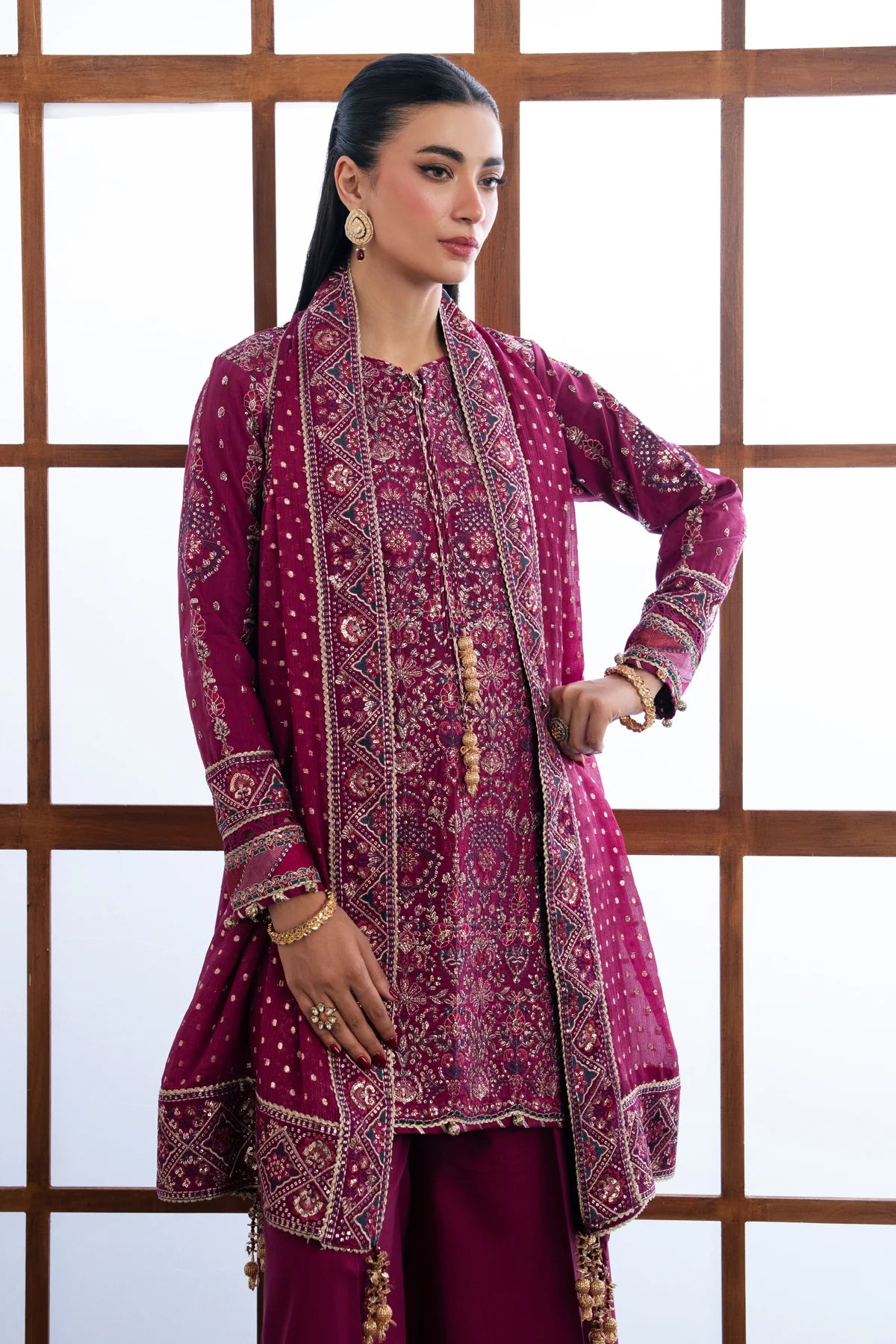 NAYRA - XENIA KALANI LUXURY FORMALS