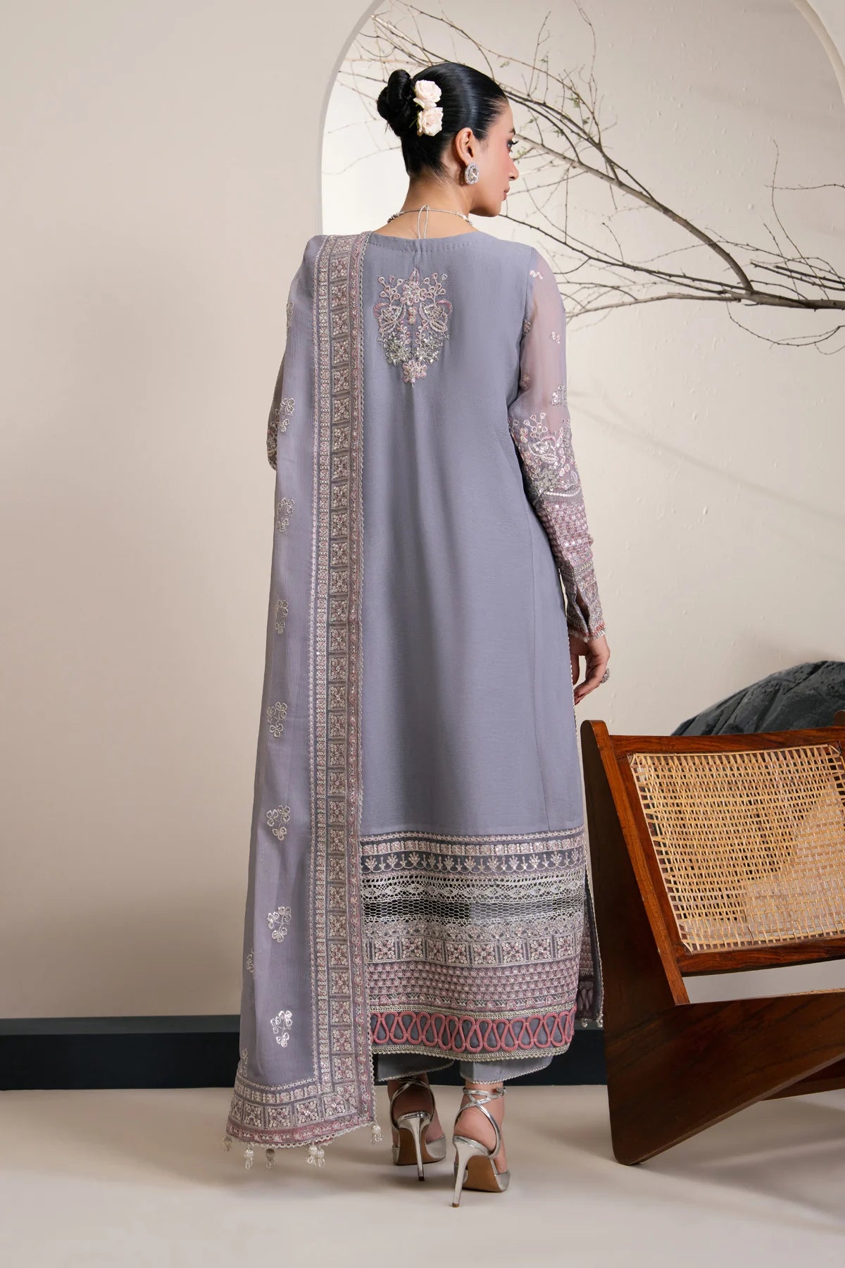 ISARA - XENIA KALANI LUXURY FORMALS