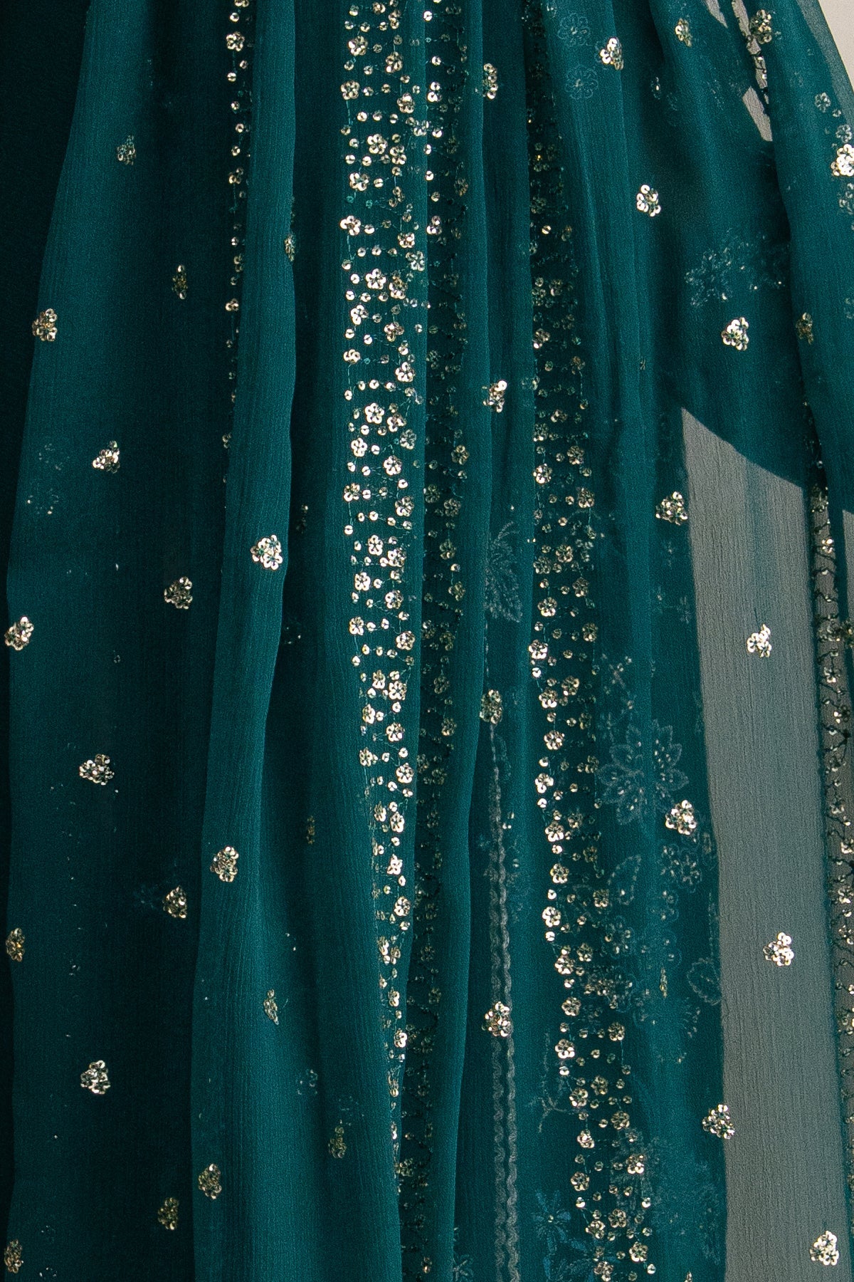 AZARI - XENIA KALANI LUXURY FORMALS
