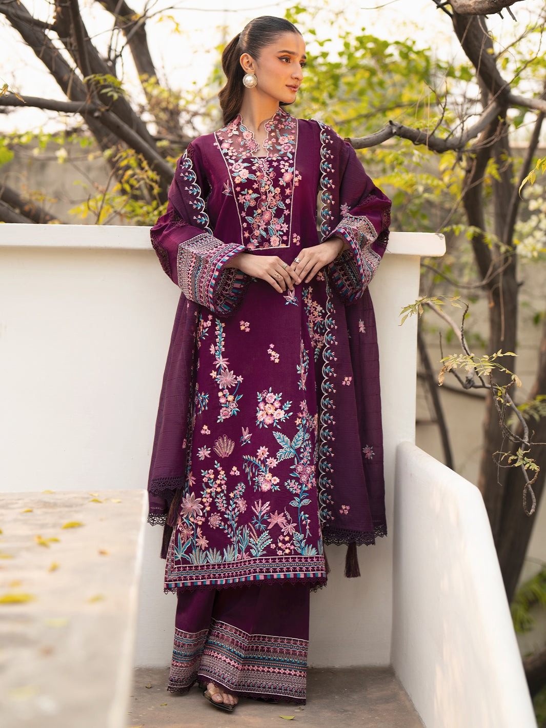AN-008 | Angan By Mahnur - Embroidered Lawn '26
