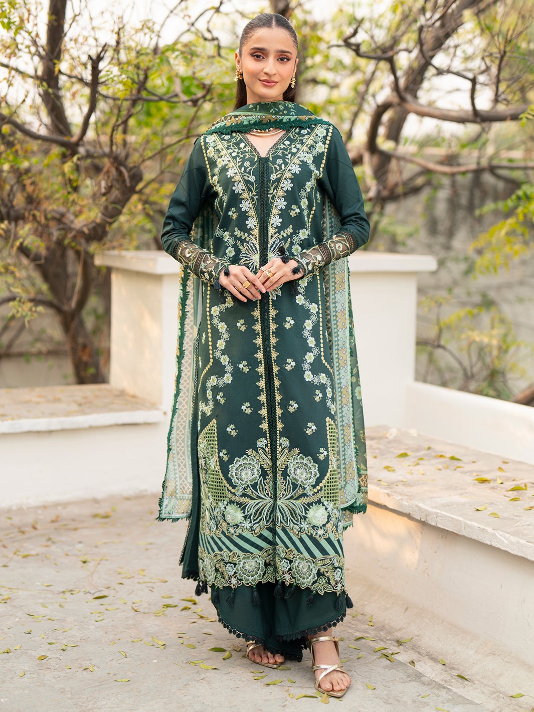 AN-010 | Angan By Mahnur - Embroidered Lawn '26