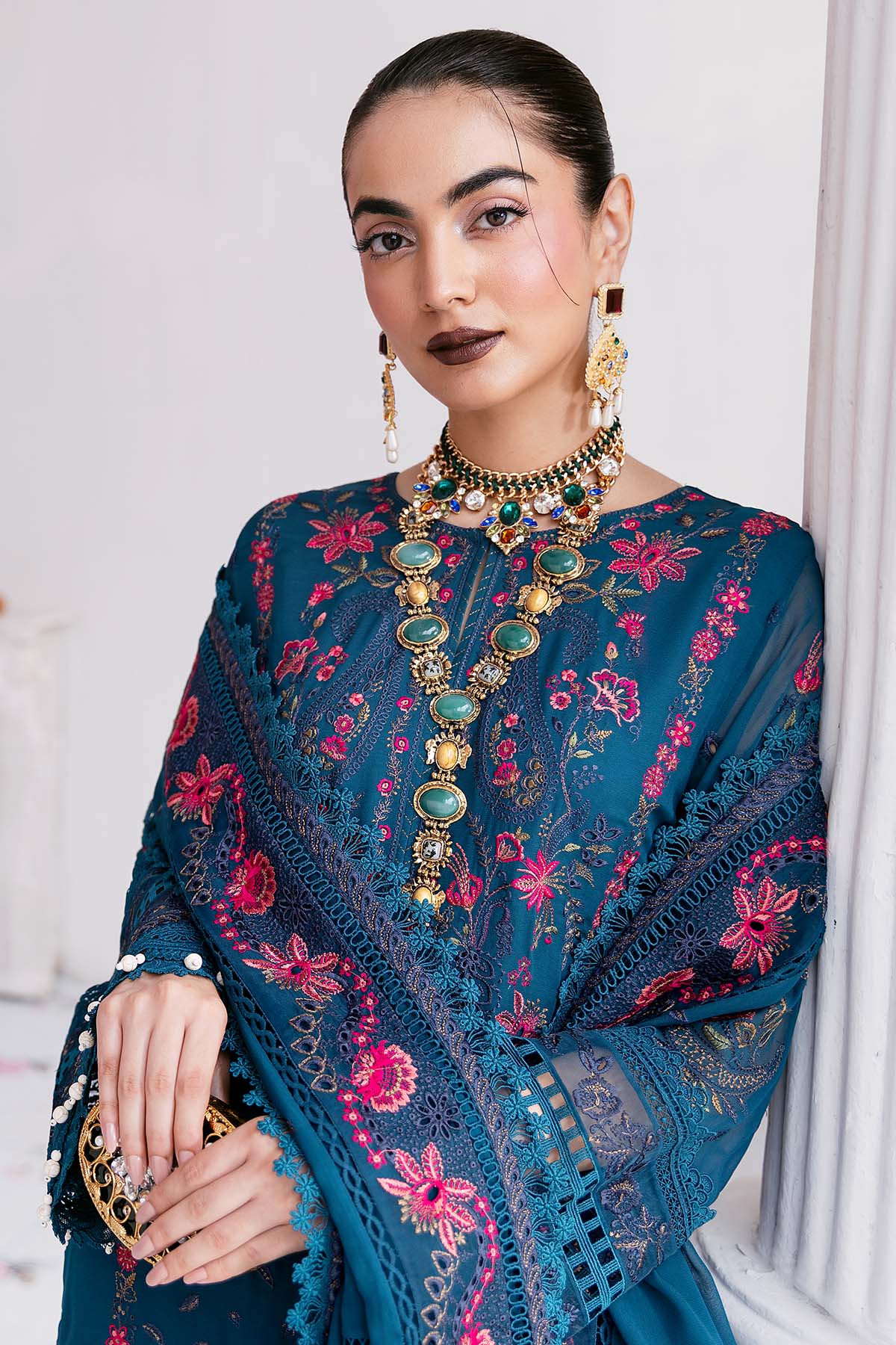 S-1093 SAPPHIRE - Serene