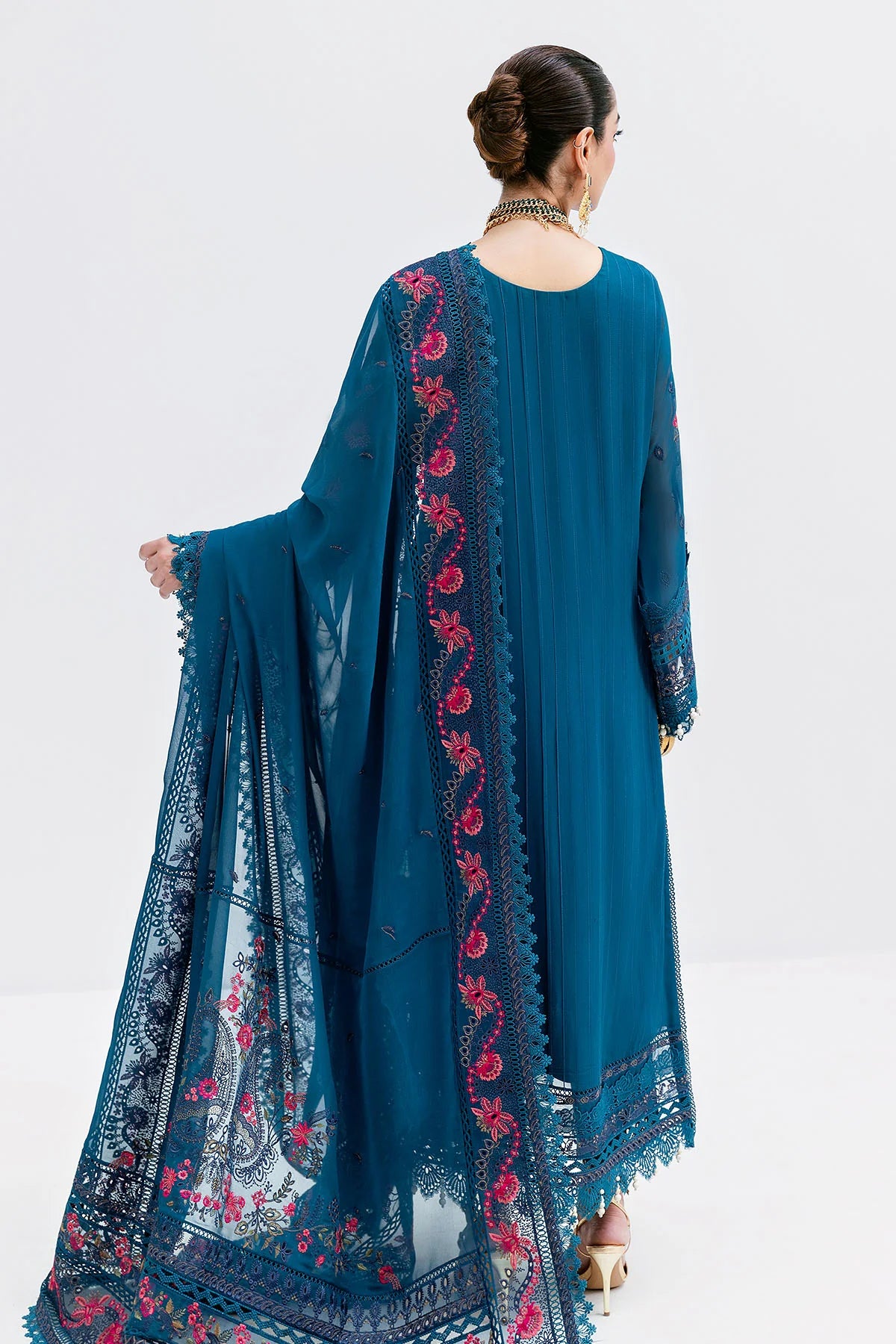 S-1093 SAPPHIRE - Serene