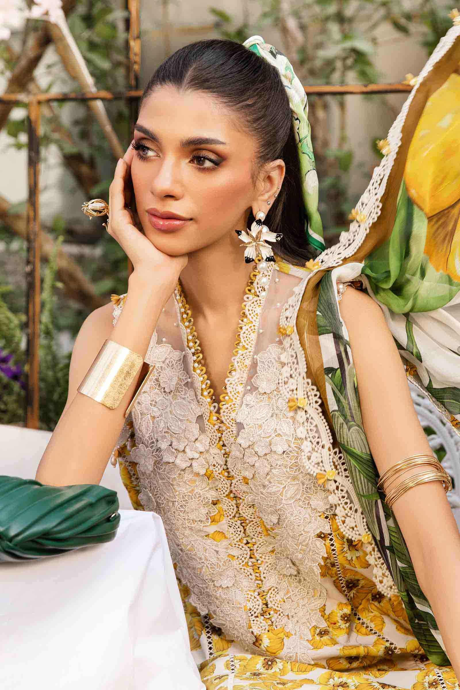 3 Piece Unstitched Embroidered Lawn Suit | MPT-2606-A - MARIA.B