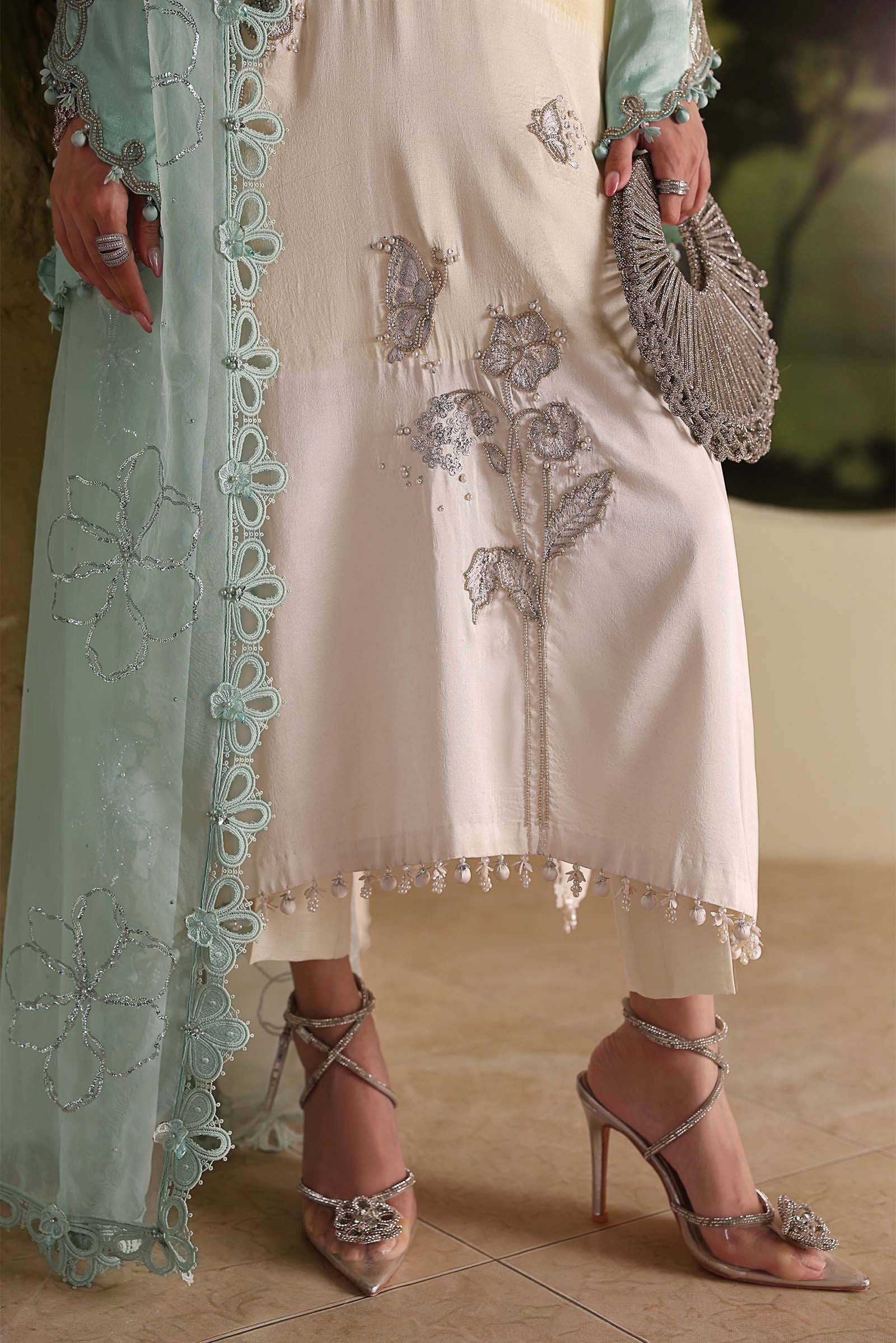 Soiree by Maria B Unstitched Embroidered Raw Silk 3 Piece Suit | D7 - Festive Collection