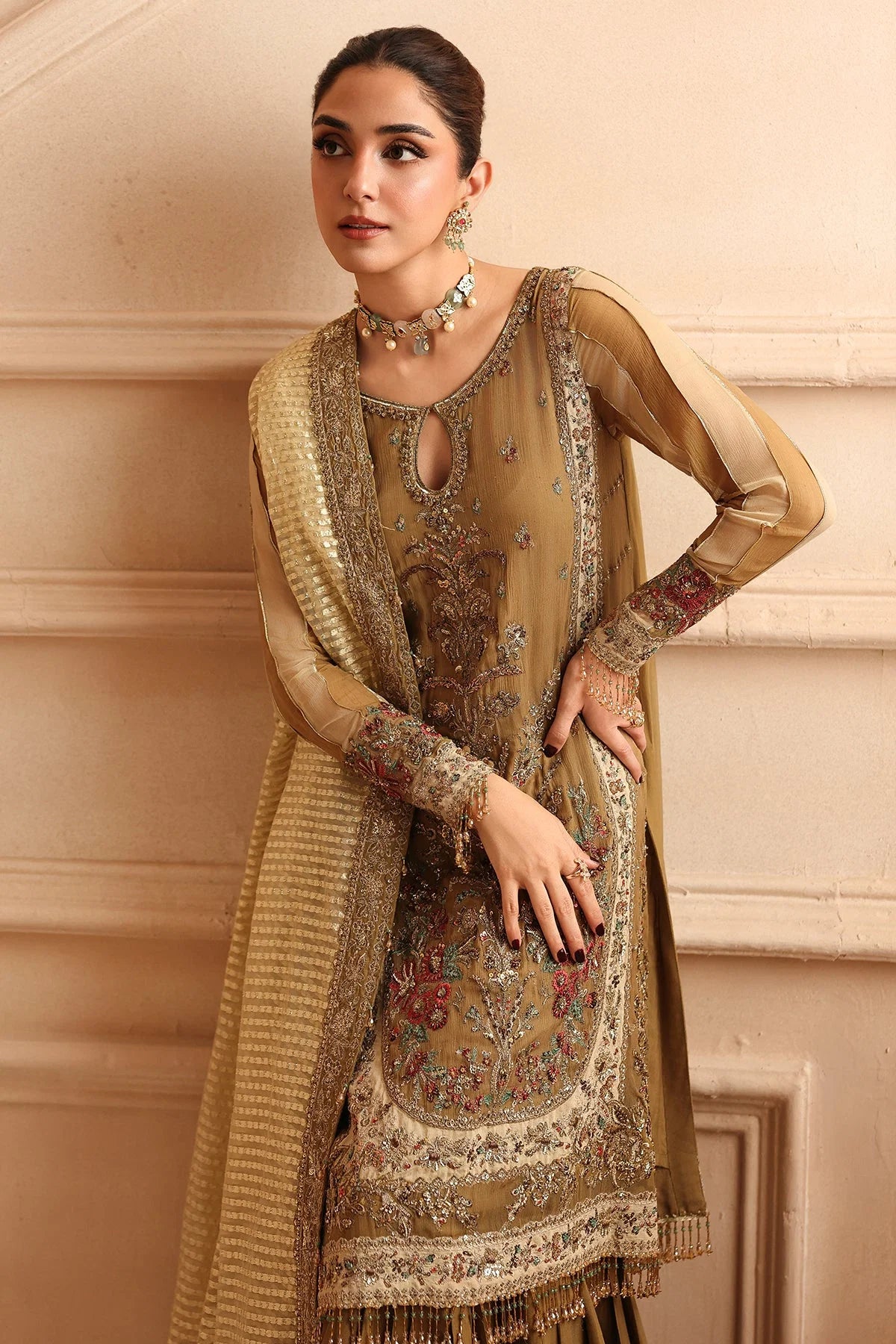 Charizma Dastan-e-Jashan Luxury Chiffon Unstitched 3Pc Suit DJW6-06