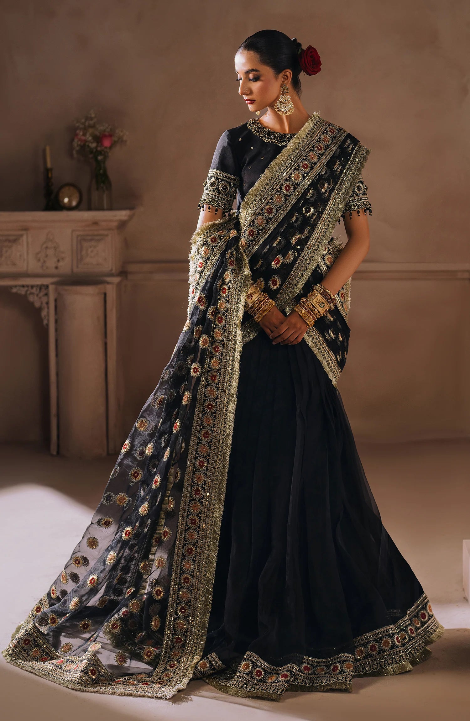 Sal Jaan – Hand-Embellished Black Organza & Tussel Silk Festive Saree