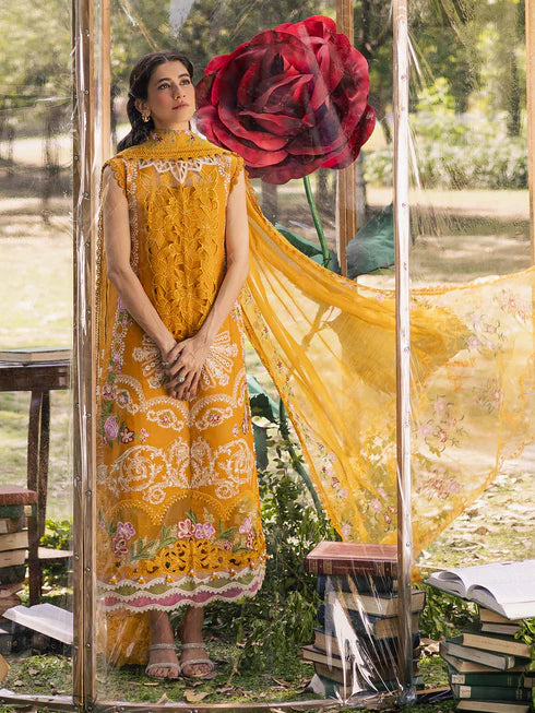 ET - 02 | 3 PC Luxury Lawn - Parishay