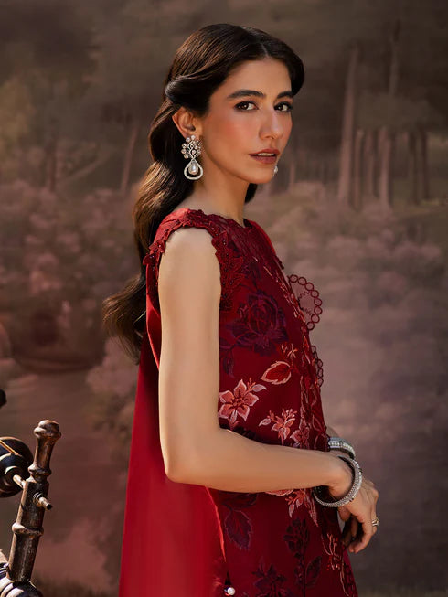 ET - 04 | 3 PC Luxury Lawn - Parishay