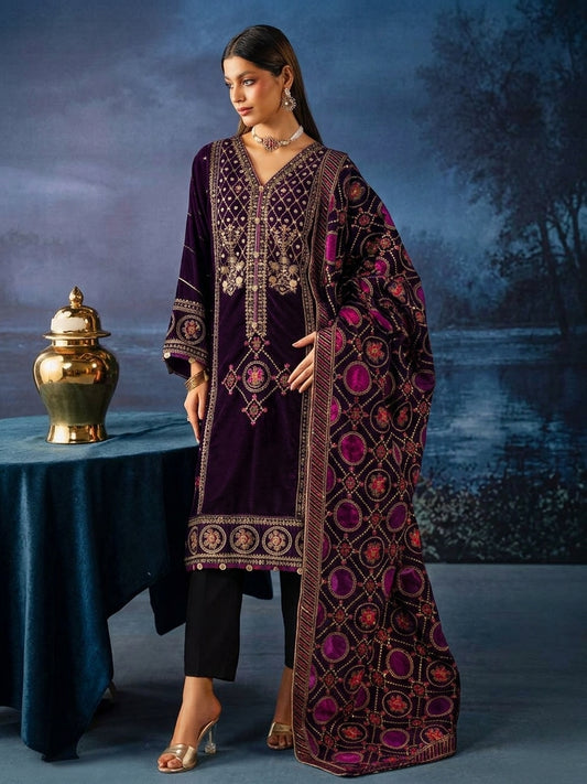 Mahee's Sultana 3-Piece Embroidered Velvet Suit with Velvet Shawl | Article 02