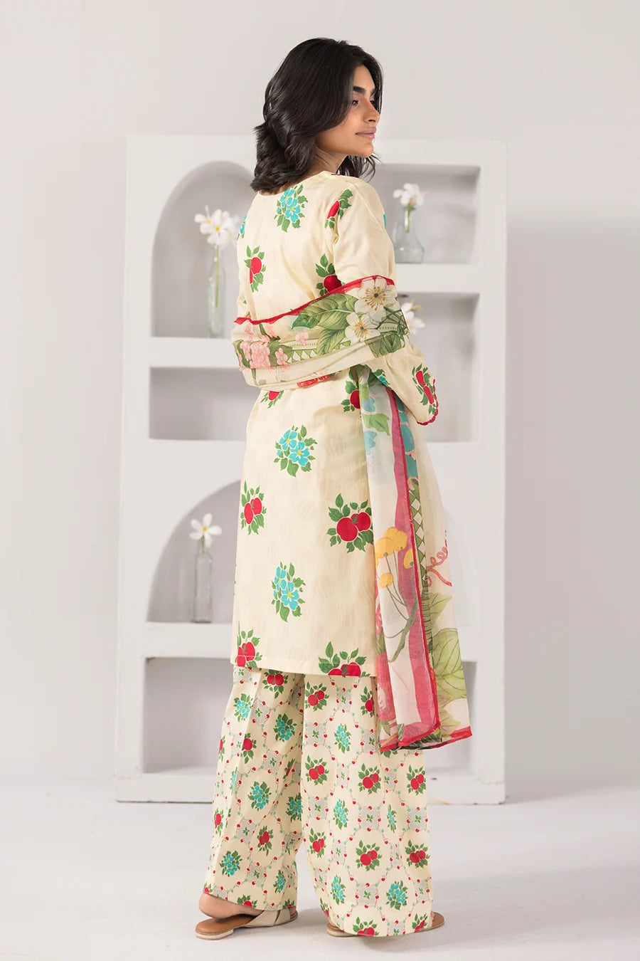 Golden Glow-Printed Luxury Zeenat Pret(3Pcs)