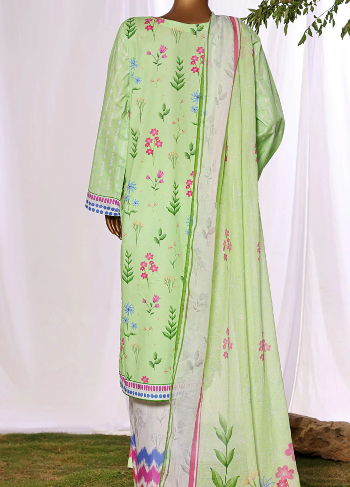 HZ Textiles Embroidered Lawn 3 Piece Stitched Suit HZ26DWE D-049
