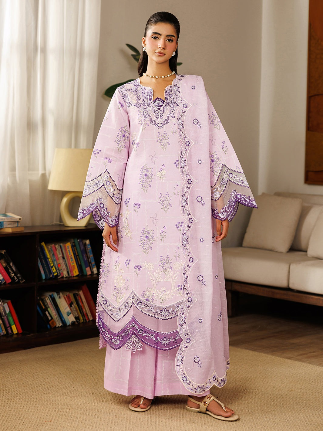 L-04 | Leila By Mahnur 3 PC Lawn