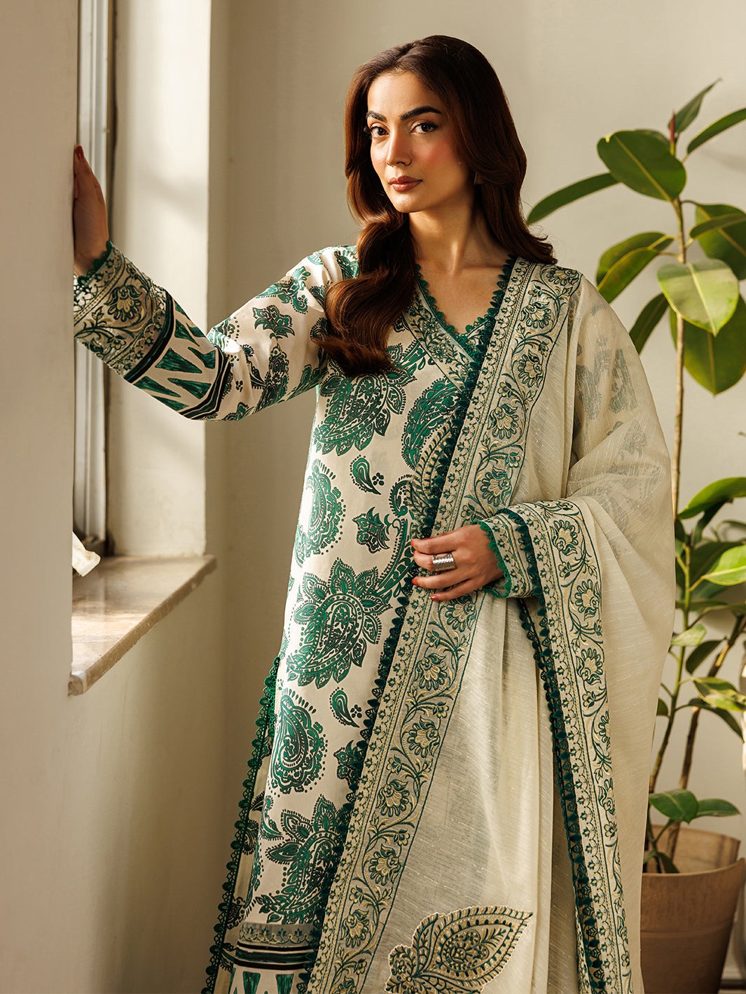 L-14 | Leila By Mahnur 3 PC Lawn
