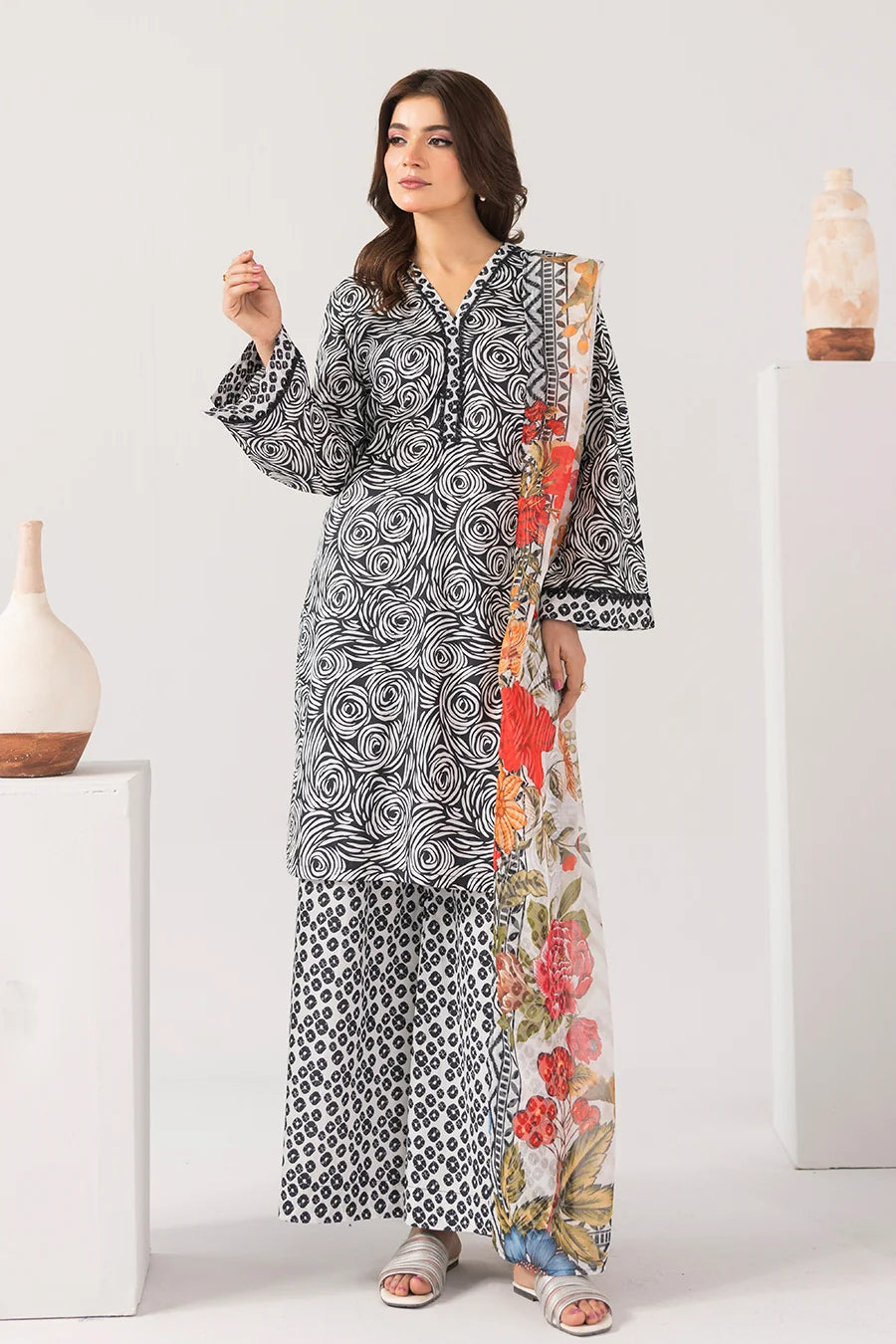 Luna Noir - Printed Luxury Zeenat Pret(3Pcs)