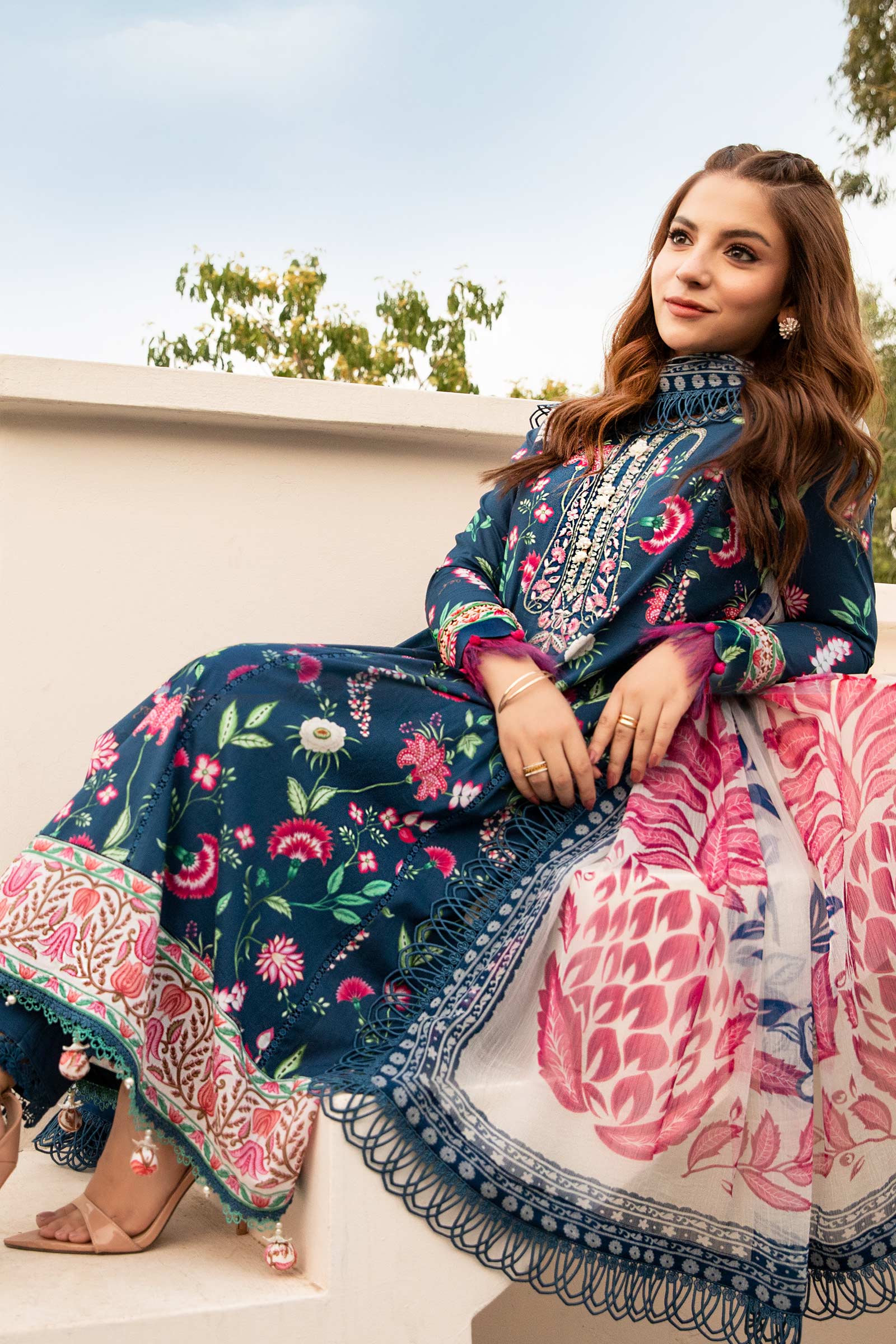 3 Pc Unstitched Embroidered Lawn Suit | MB-CUS25-901B - MARIA.B