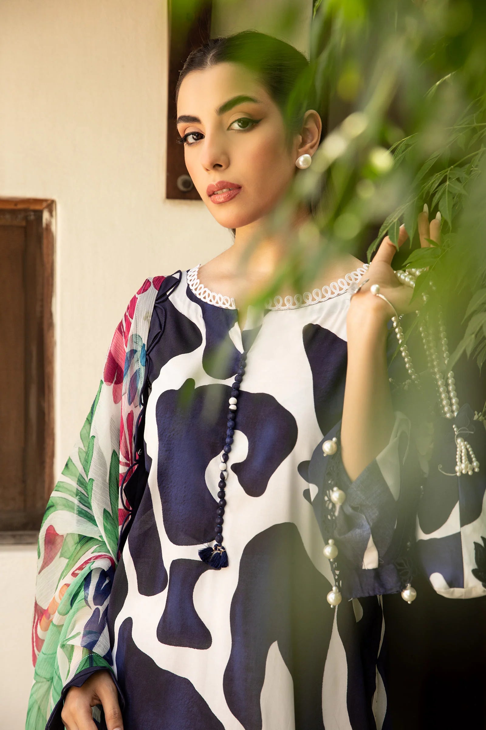 3 Pc Unstitched Embroidered Lawn Suit | MB-CUS25-905B - MARIA.B