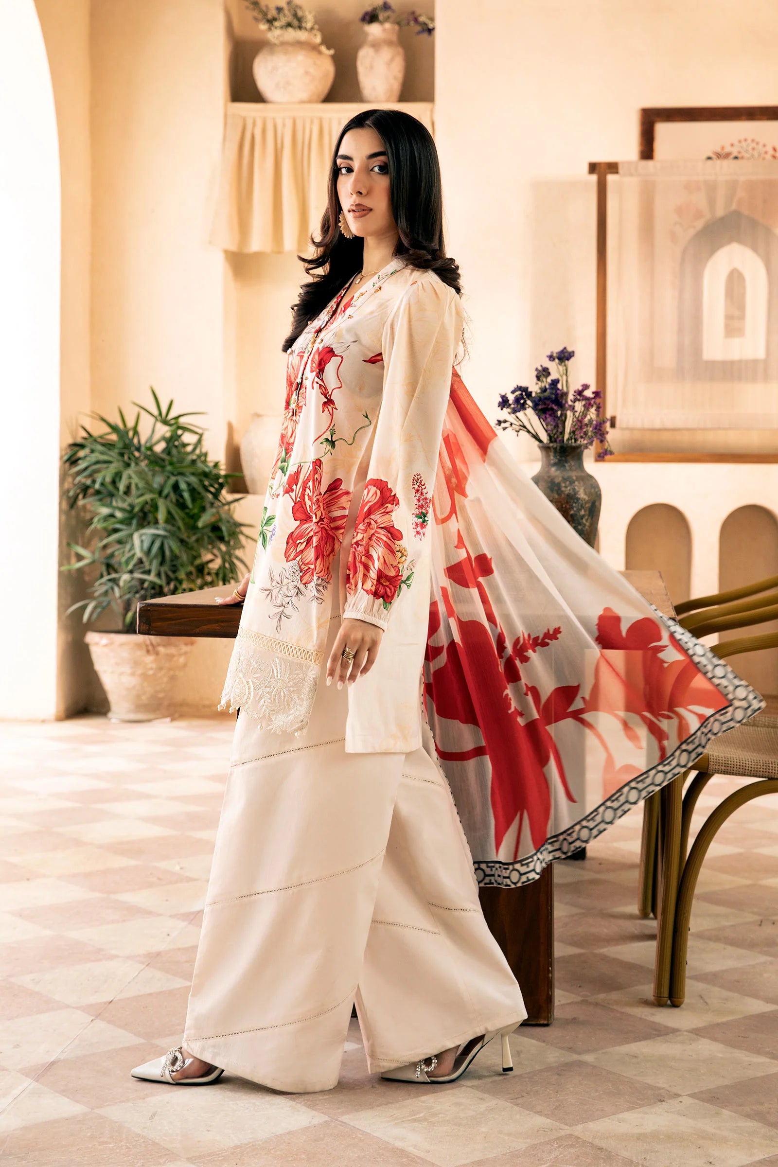 3 Pc Unstitched Embroidered Lawn Suit | MB-CUS25-907B - MARIA.B