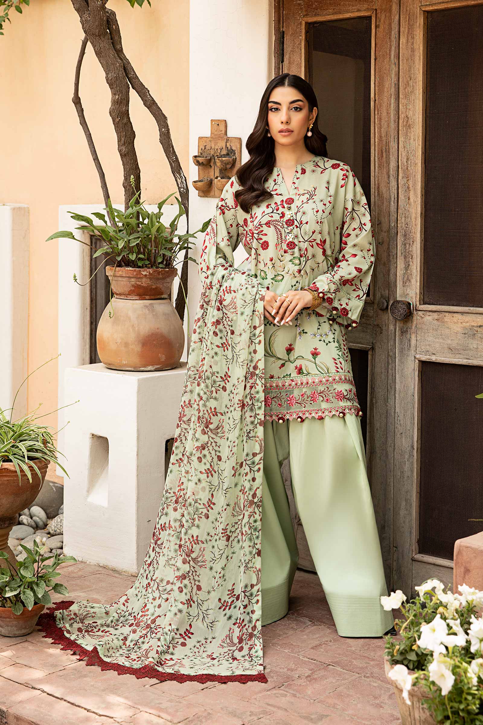 3 Pc Unstitched Embroidered Slub Lawn Suit | MB-CUS25-912B - MARIA.B