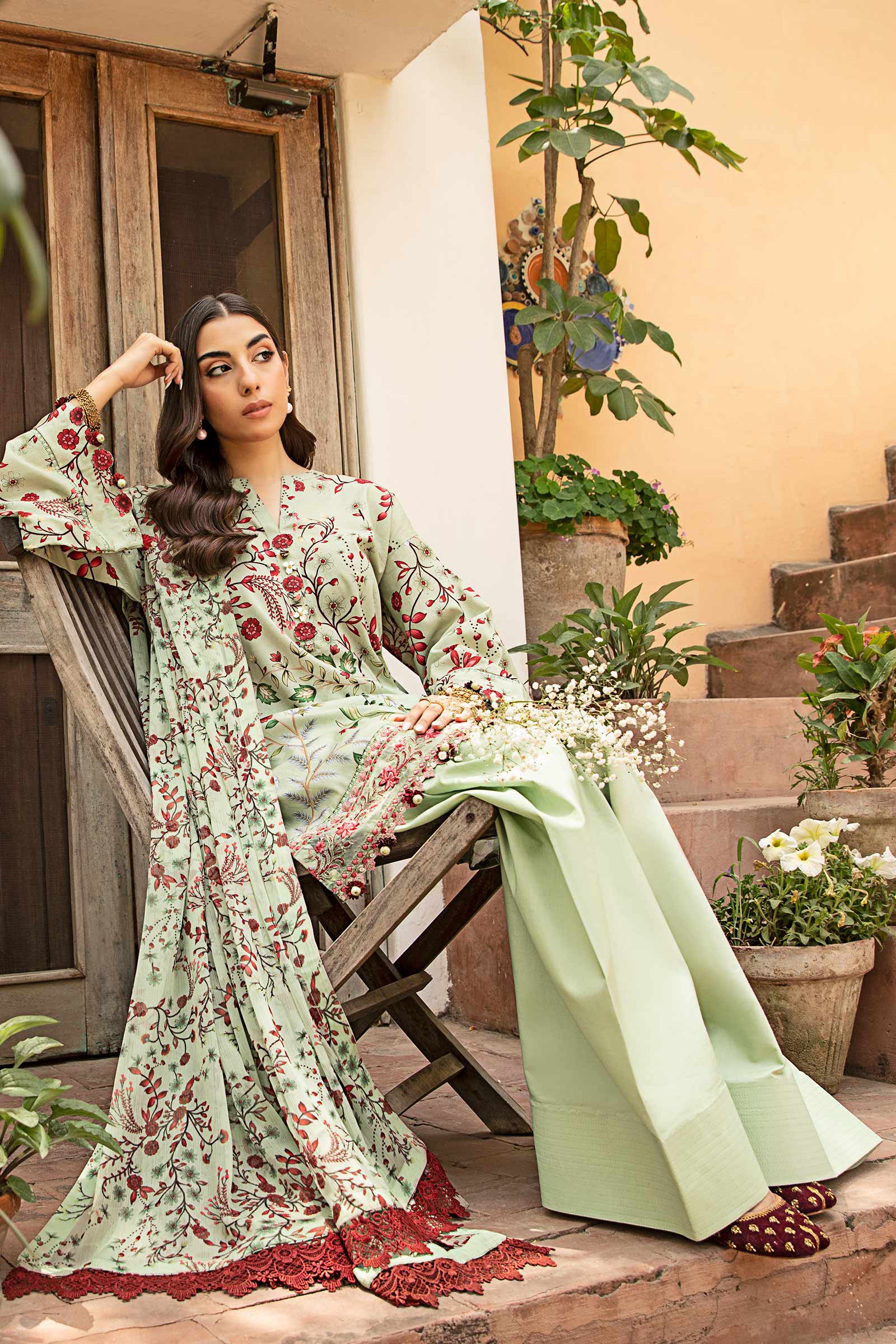 3 Pc Unstitched Embroidered Slub Lawn Suit | MB-CUS25-912B - MARIA.B