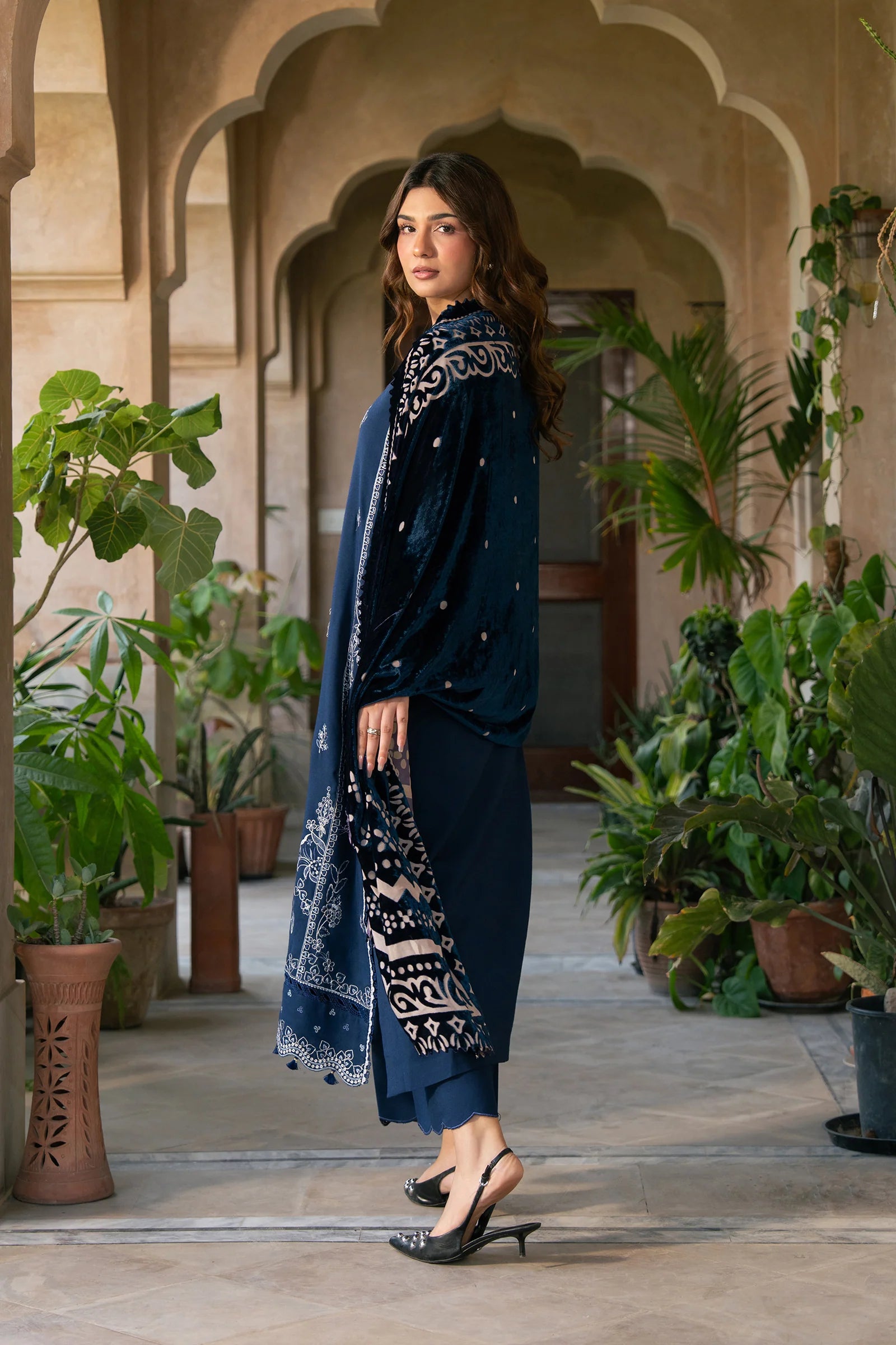 MIDNIGHT BLUE - Raaya The Plush Edit '26