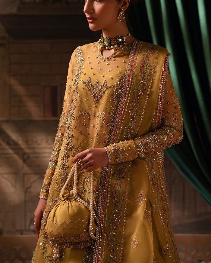 Zevk Bano Rani – Hand-Embellished Radiant Yellow Organza Festive Set