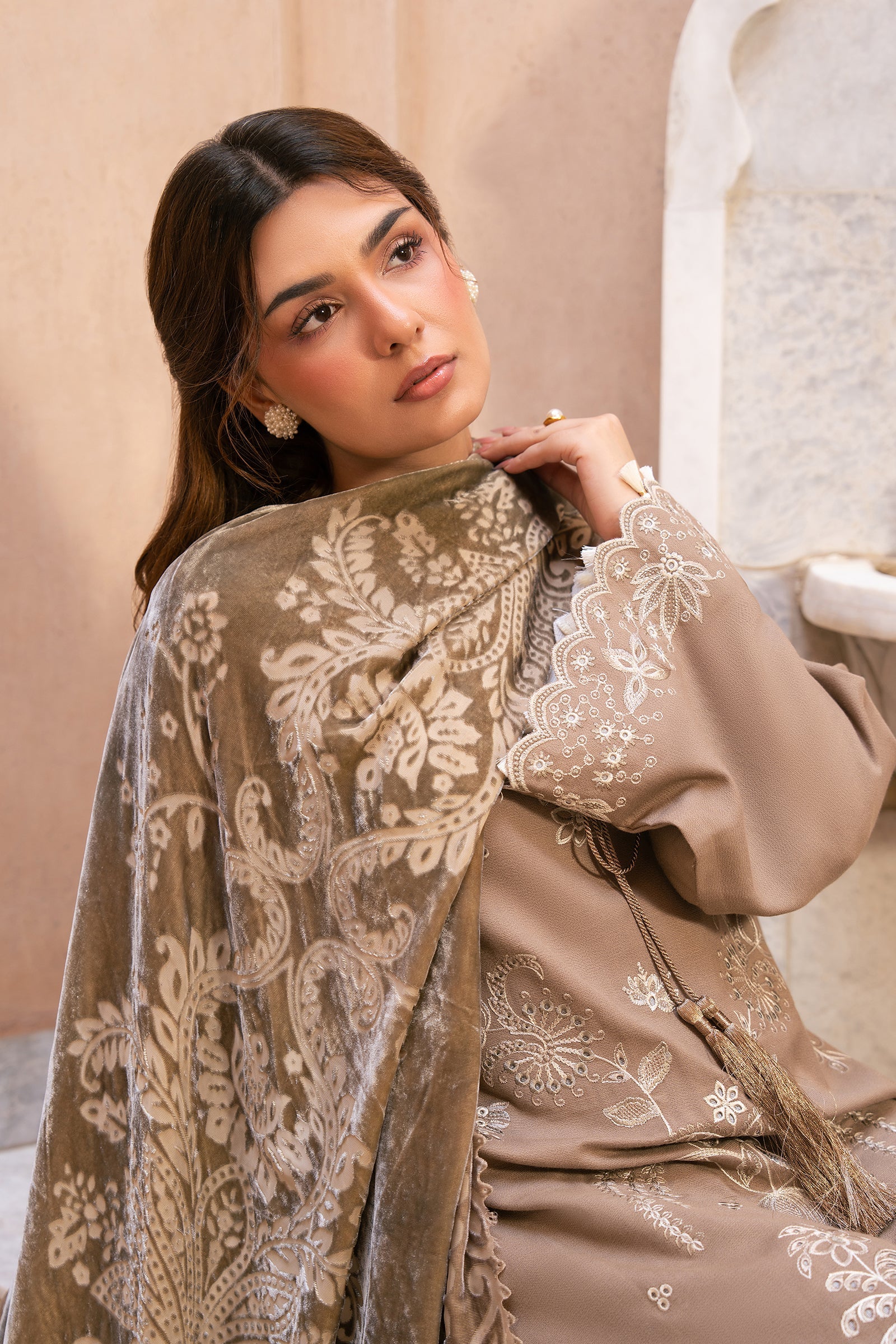 MUTED TRUFFLE - Raaya The Plush Edit '26