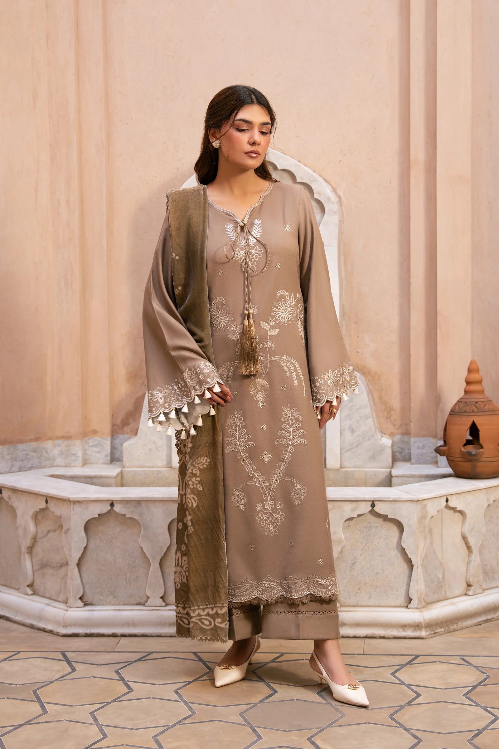MUTED TRUFFLE - Raaya The Plush Edit '26
