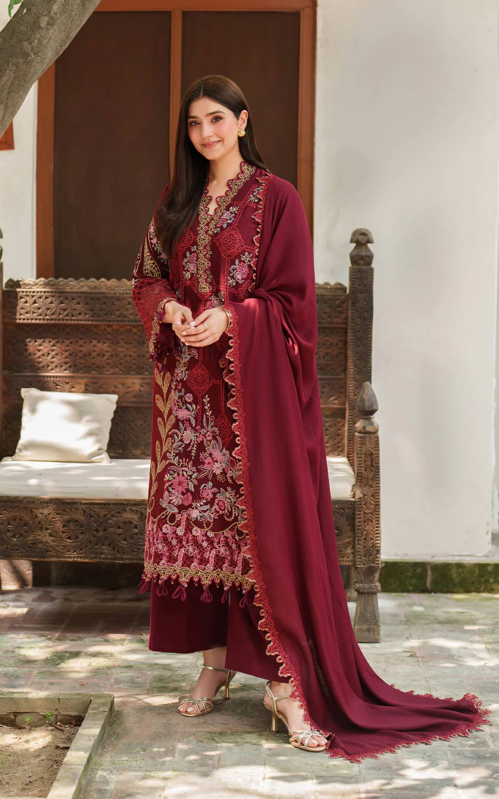 Asifa & Nabeel Mira LWC25-05 | 3-Piece Luxurious Embroidered Unstitched Pashmina Wool Suit