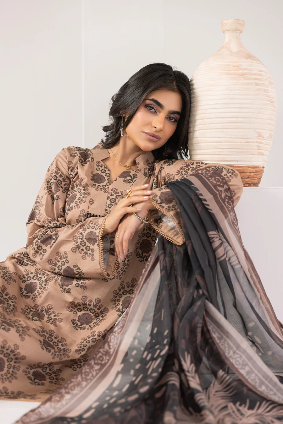 Mystic Waves-Printed Luxury Zeenat Pret(3Pcs)
