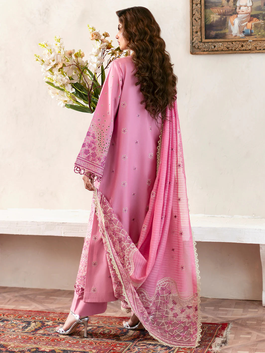 Raha | 3 PC Luxury Lawn - Mahnur